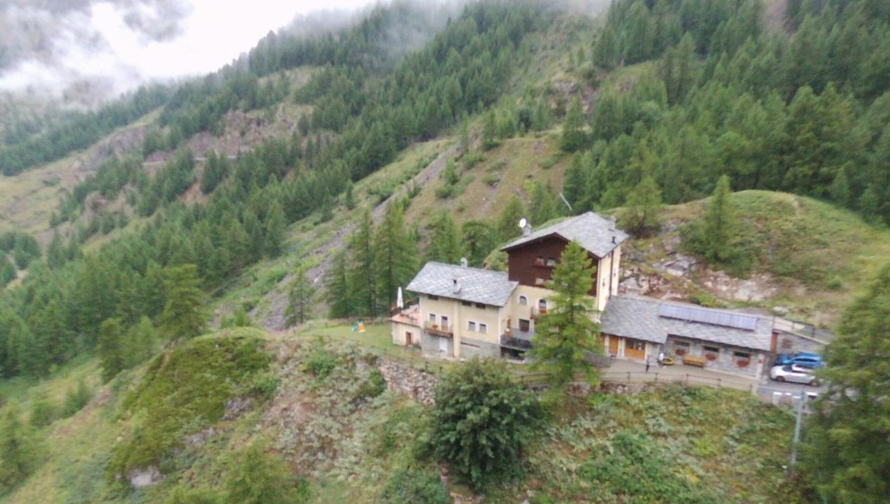 Locanda Lac Place Moulin Bionaz Exteriér fotografie